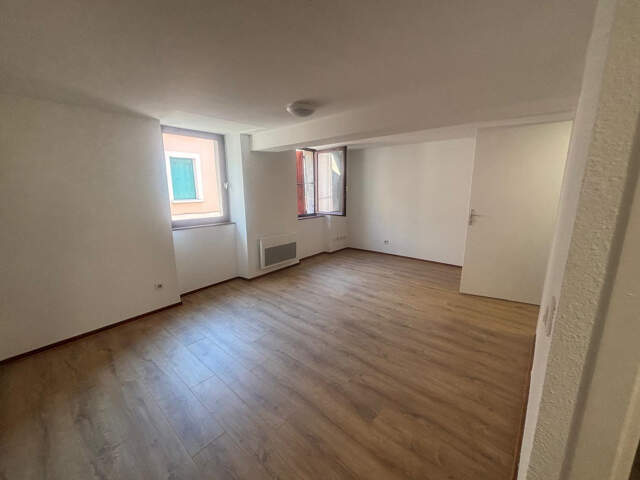 Rue Berthelot, Studio au 1er étage sans ascenseur, ... — photo du bien