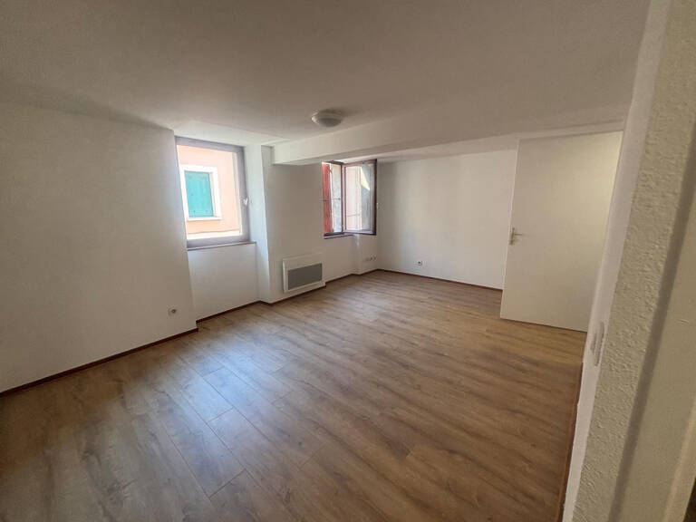 Rue Berthelot, Studio au 1er étage sans ascenseur, ... — photo 1