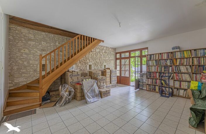 Maison en pierre de 10 pièces principales — photo 5