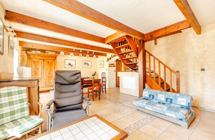 Maison en pierre de 6 pièces principales — photo 5