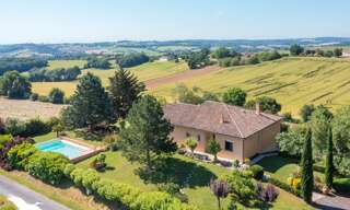 Maison 7 Pièces 219 m² à vendre à Castelnau-Barbarens (32450)