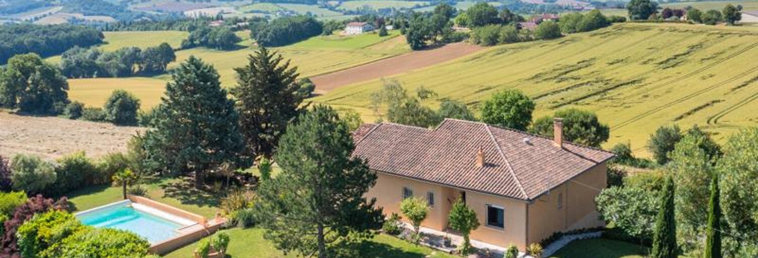 Maison 7 Pièces 219 m² à vendre à Castelnau-Barbarens (32450)