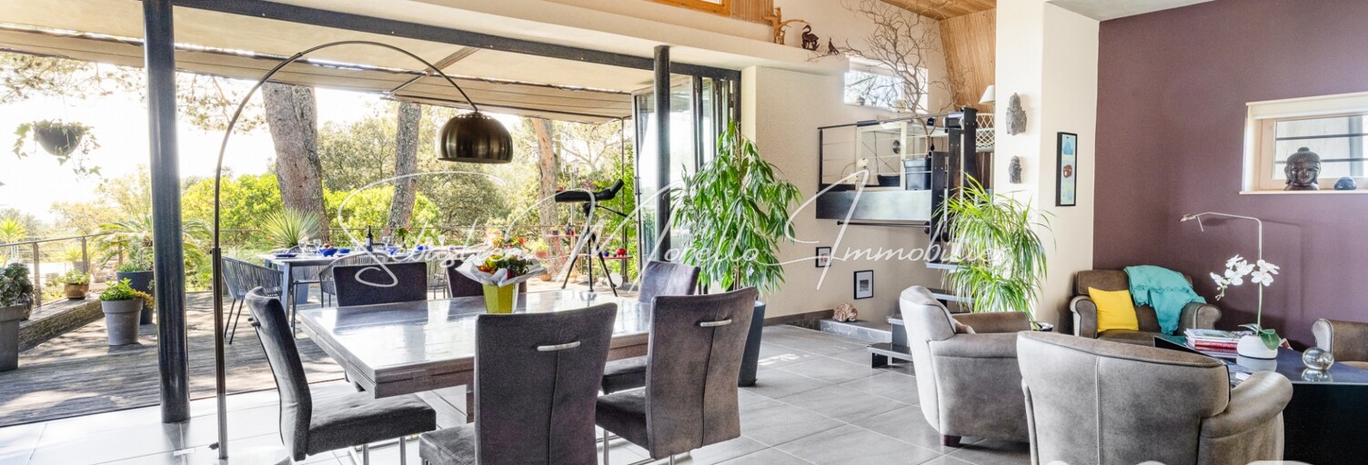 Maison 7 Pièces 225 m² à vendre à Nîmes (30000)