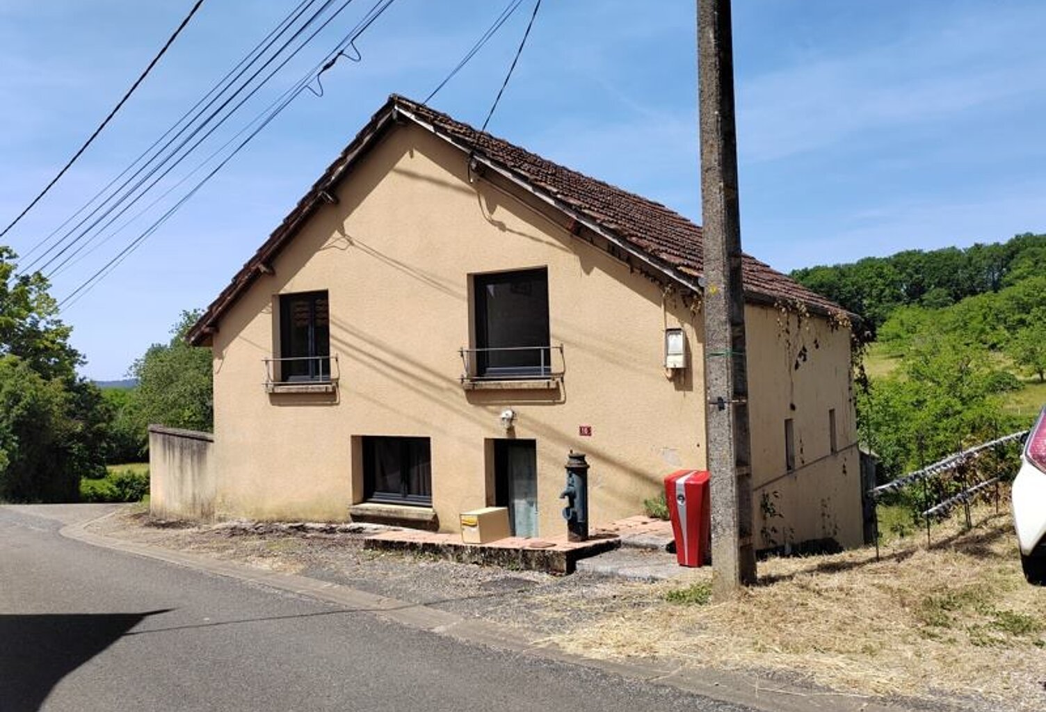Maison de bourg de 4 pièces principales — photo 1