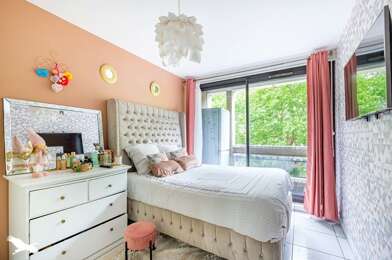 Appartement 4 pièces 262400 €