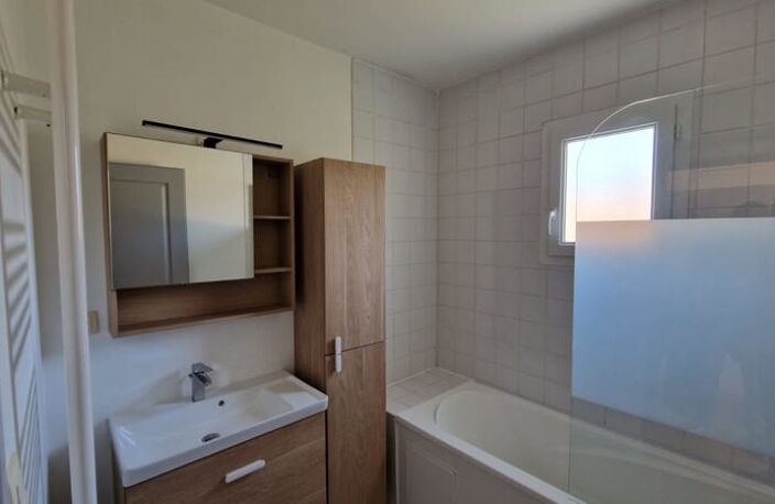 Vente maison 4 pièces 66 m² Créon (33670) — photo 5