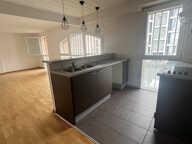 BORDEAUX CHARTRONS APPARTEMENT TYPE 3 AVEC PARKING SECURISE — photo 3
