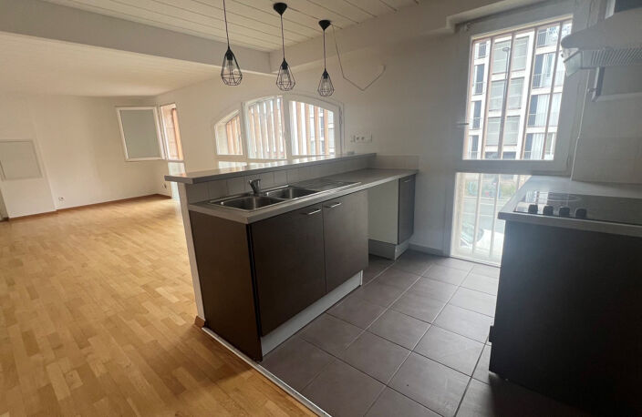 BORDEAUX CHARTRONS APPARTEMENT TYPE 3 AVEC PARKING SECURISE — photo 3