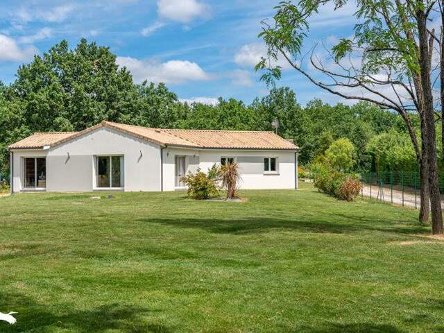 Contemporaine de 4 pièces principales — photo du bien