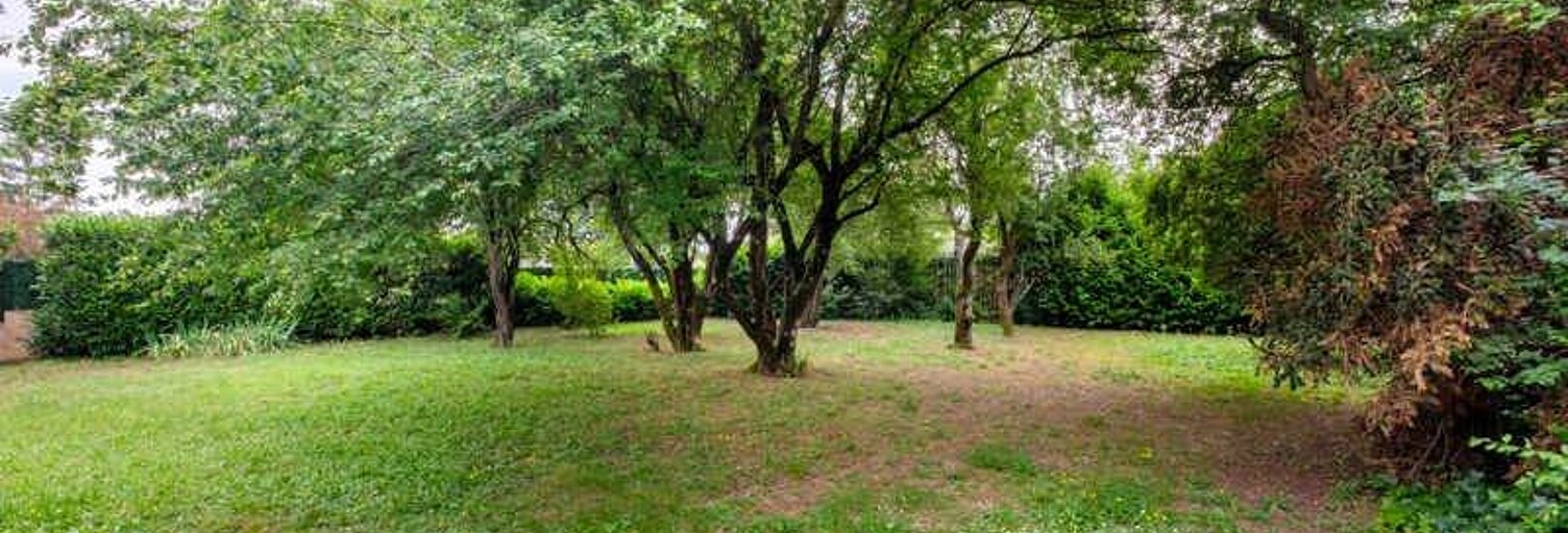 Terrain  821 m² à vendre à Mions (69780)