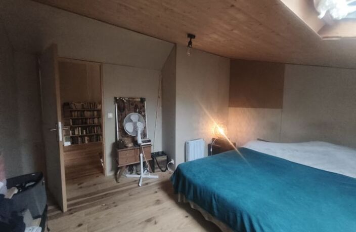 Maison en pierre de 3 pièces principales — photo 5