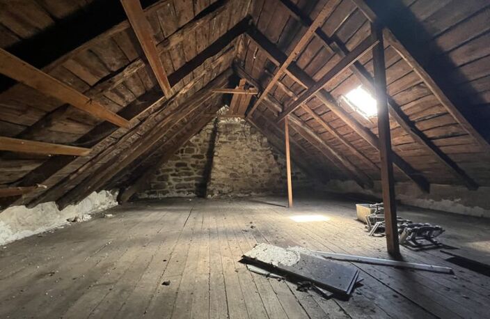 Maison en pierre de 3 pièces principales — photo 5