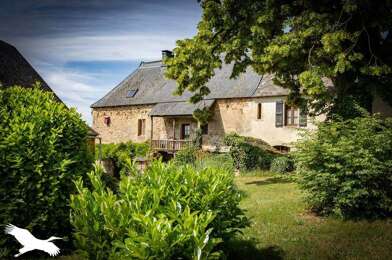 Maison 22 pièces 575850 €