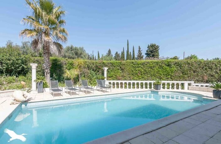 Villa de 5 pièces principales — photo 2