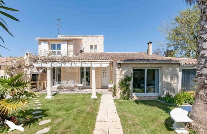 Villa de 5 pièces principales — photo 3