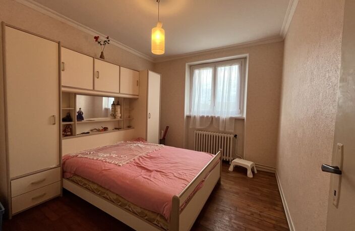 Vente maison 4 pièces 75 m² Châteauneuf-du-Faou (29520) — photo 4