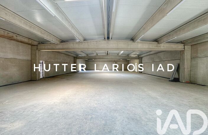 Vente Boutique/Local commercial 560 m&sup2; — photo 2