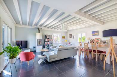 Maison 6 pièces 606996 €