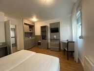 7 appartements (3 studios, 2 T1 et  2 T2) + 4 parkings — photo 2