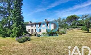 Maison 8 Pièces 205 m² à vendre à Xaintray (79220)