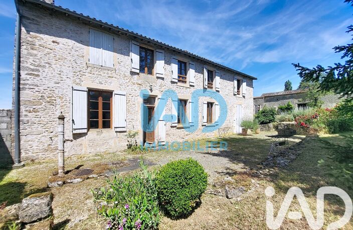 Vente Maison/villa 8 pièces — photo 2