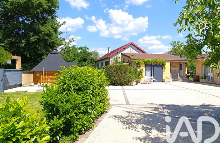 Vente Maison/villa 7 pièces — photo 2