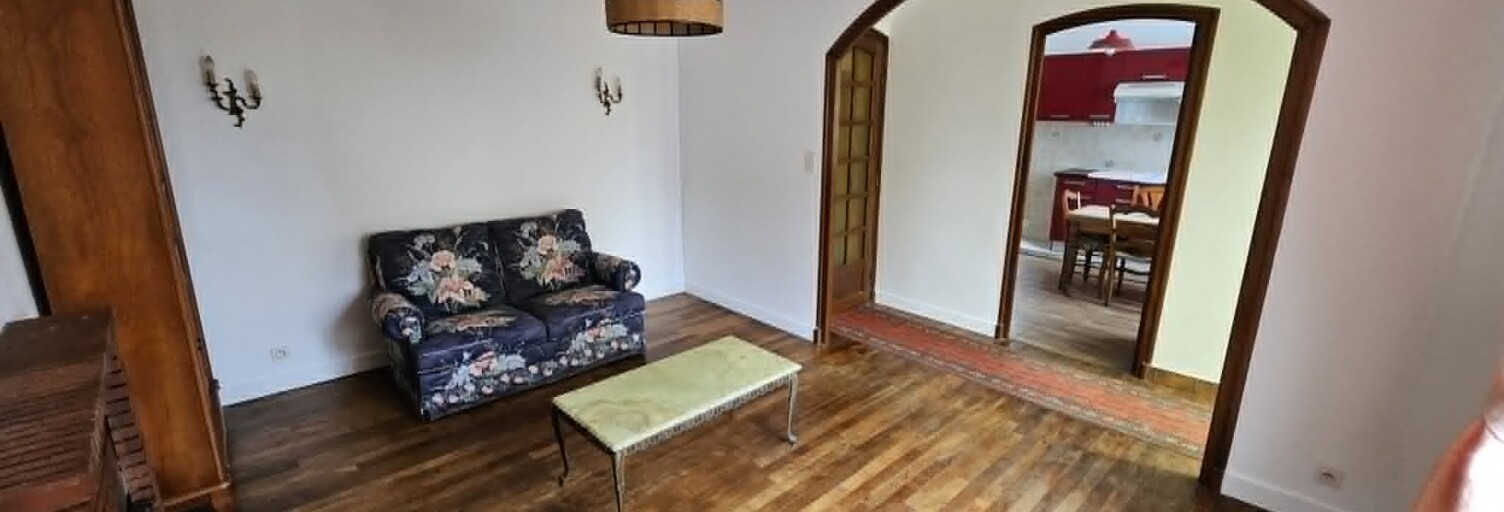 Maison 4 Pièces 83 m² à vendre à Cléden-Poher (29270)