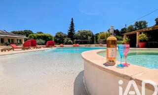 Maison 8 Pièces 200 m² à vendre à Carpentras (84200)