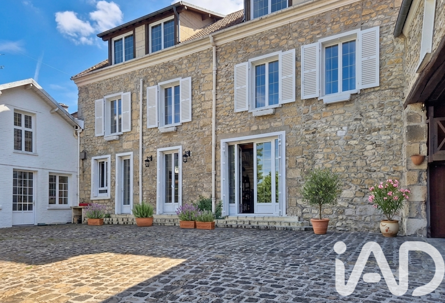 Vente Maison/villa 7 pièces — photo 1