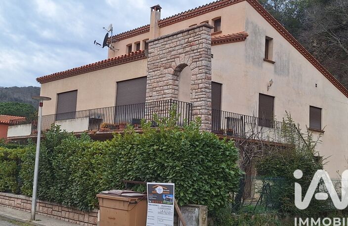 Vente Maison/villa 10 pièces — photo 3