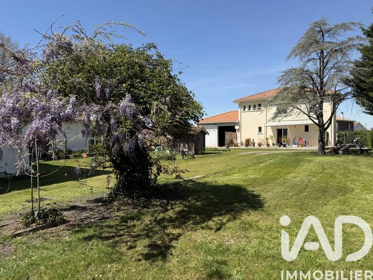 Vente Maison/villa 7 pièces — photo 1
