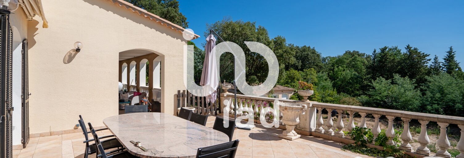 Maison 19 Pièces 585 m² à vendre à Grimaud (83310)