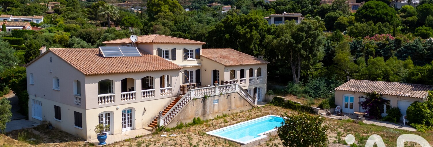 Maison 19 Pièces 585 m² à vendre à Grimaud (83310)
