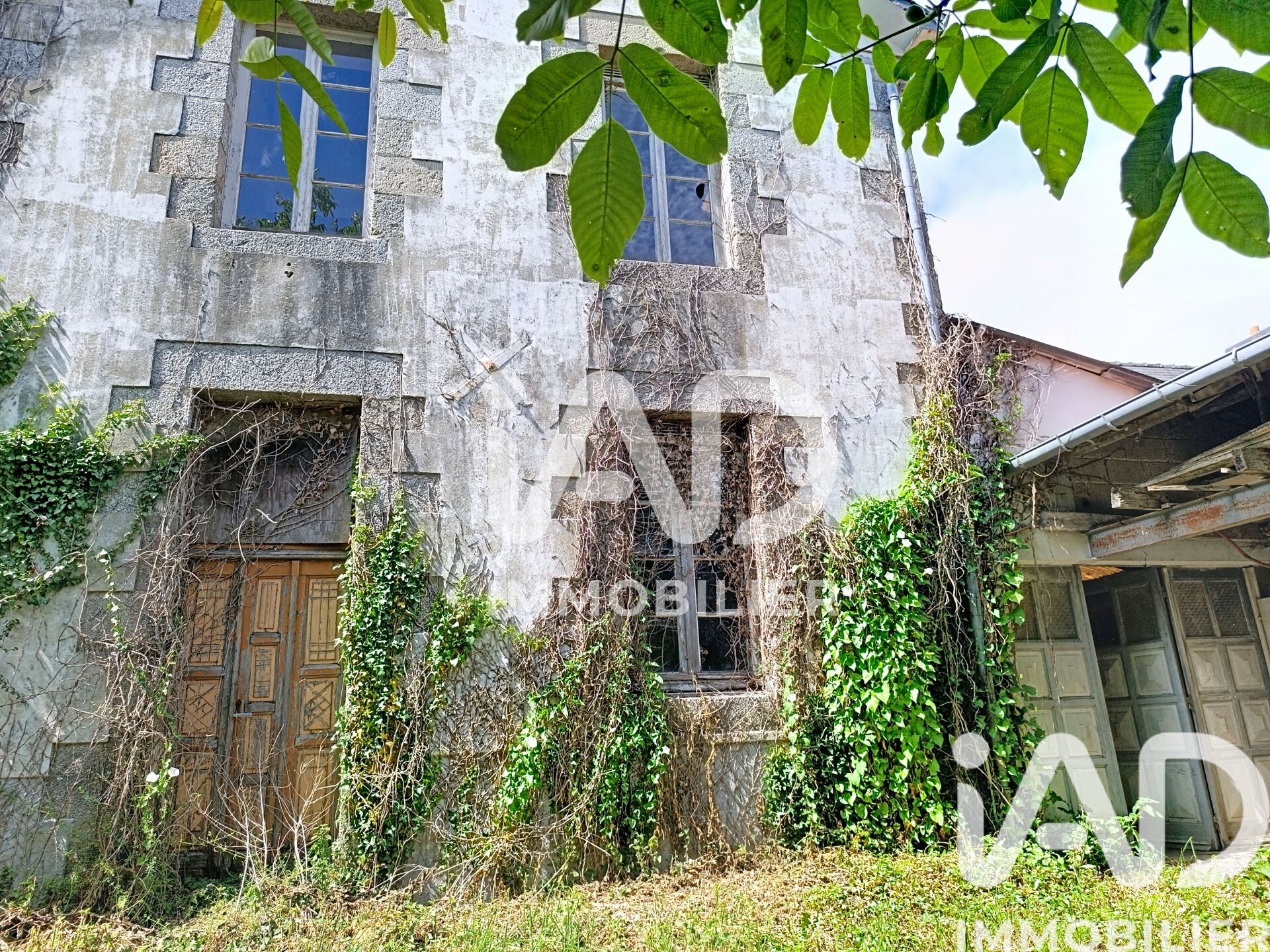 Vente Maison/villa 8 pièces - Photo 2