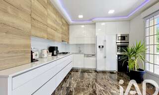 Maison 8 Pièces 313 m² à vendre à Bry-sur-Marne (94360)