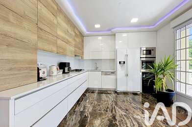 Maison 8 pièces 979000 €
