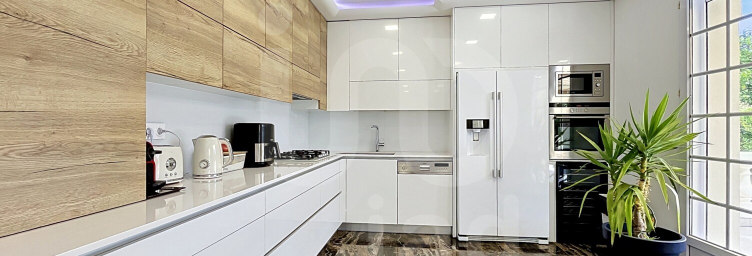 Maison 8 Pièces 313 m² à vendre à Bry-sur-Marne (94360)