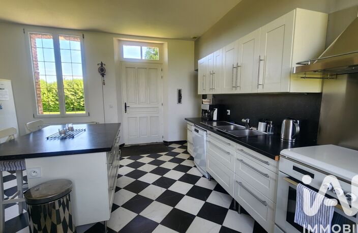 Vente Maison/villa 9 pièces — photo 2