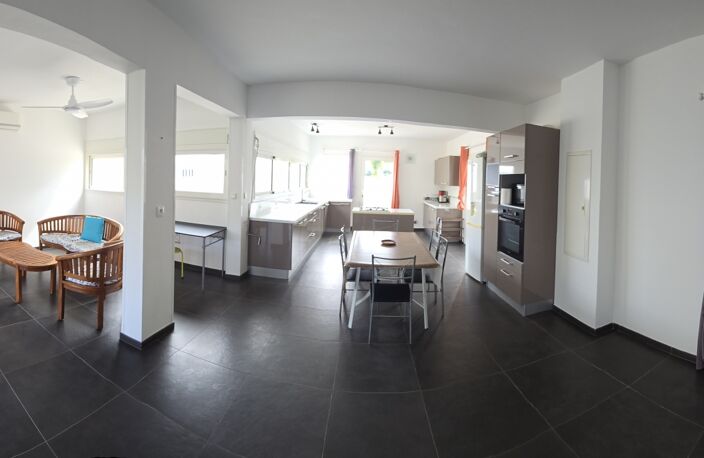 Vente Maison/villa 5 pièces — photo 3