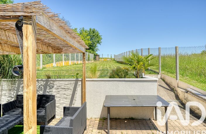 Vente Maison/villa 7 pièces — photo 2
