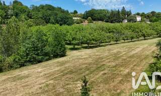 Terrain  1366 m² à vendre à Puy-l'Évêque (46700)