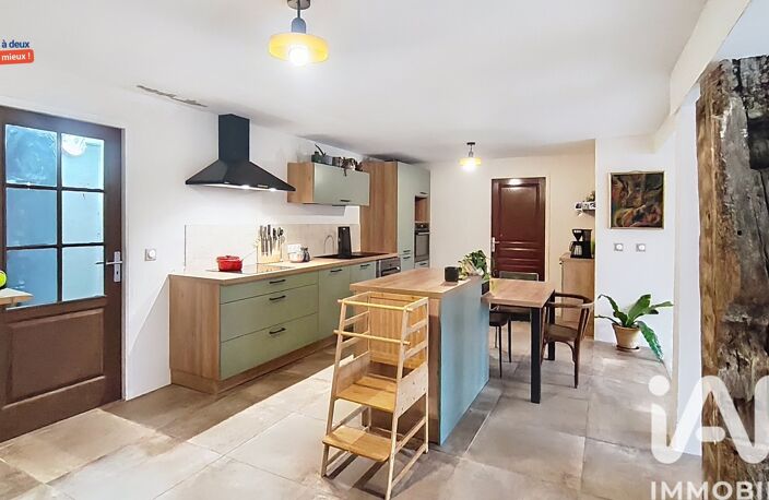 Vente Maison/villa 9 pièces — photo 2