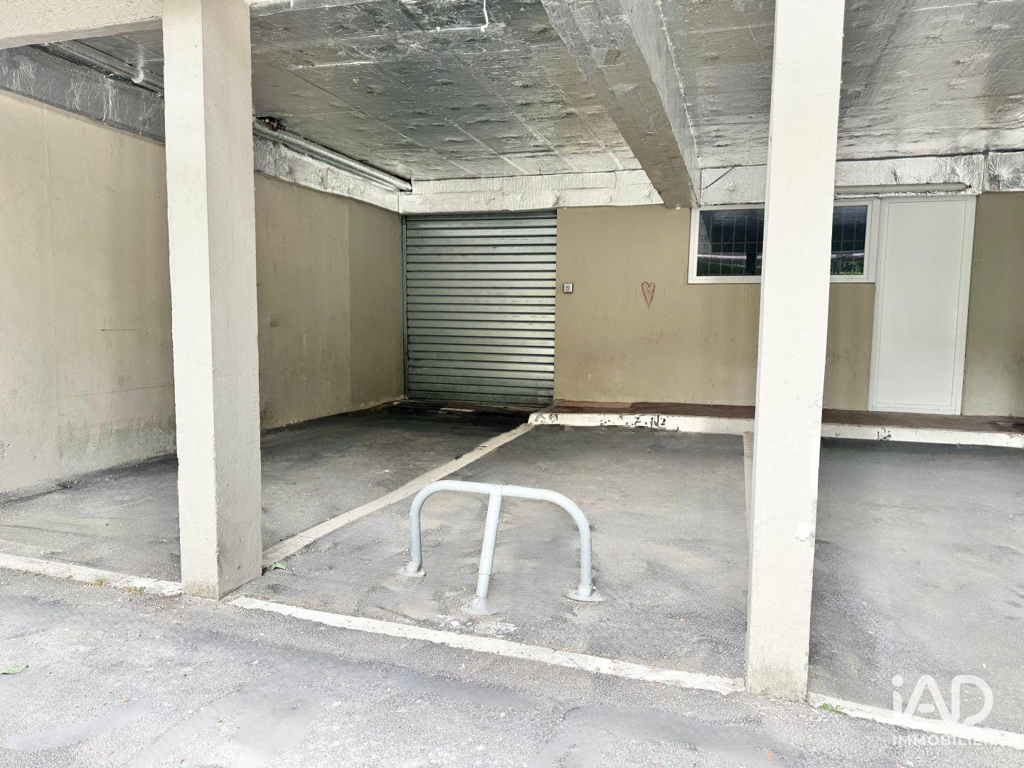 Parking à louer, 11 m², Combs-la-Ville