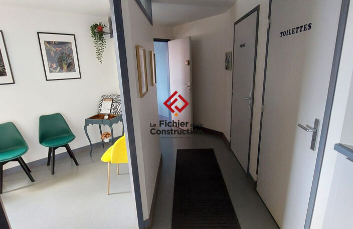 Immobilier Professionnel à louer Saint-Ismier — photo 3