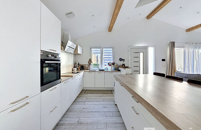 Maison Vaulx Milieu 5 pièce(s) 130 m2 — photo 2