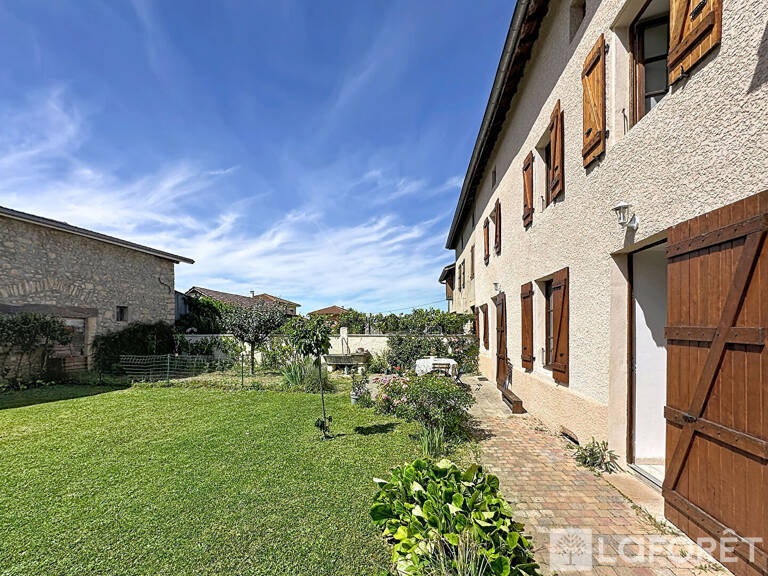 Maison Vaulx Milieu 8 pièce(s) 144.25 m2 — photo 1