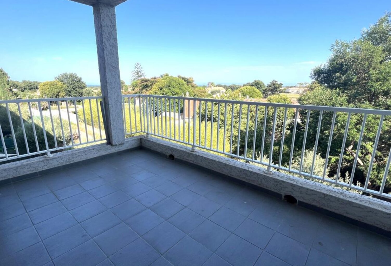 Grand appartement 4 pièces duplex avec deux terrasses — photo 1