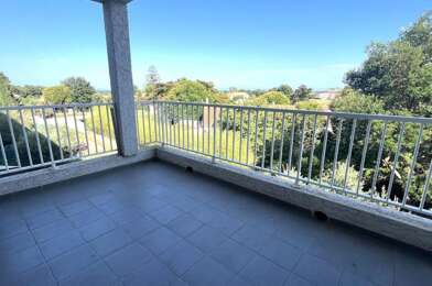 Appartement 4 pièces 904 €