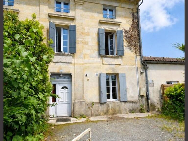 SAINT SEURIN SUR L'ISLE (33) T2 loué + T5 libre — photo 1