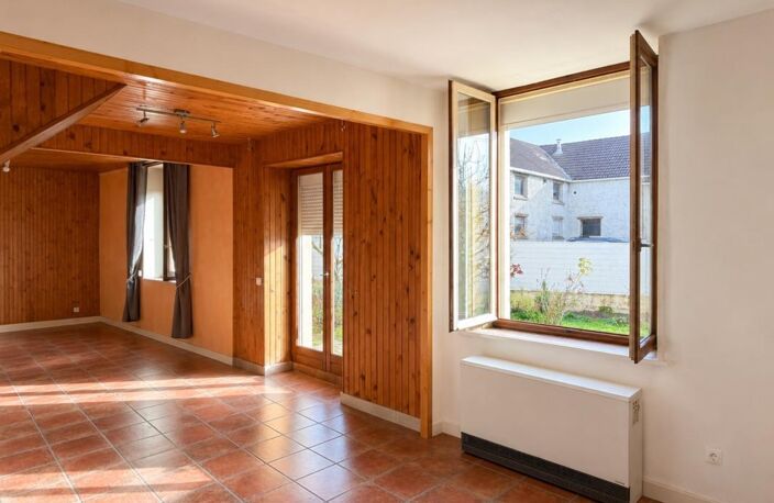 MAISON 4 CHAMBRES AVEC GARAGE ET JARDINET — photo 3
